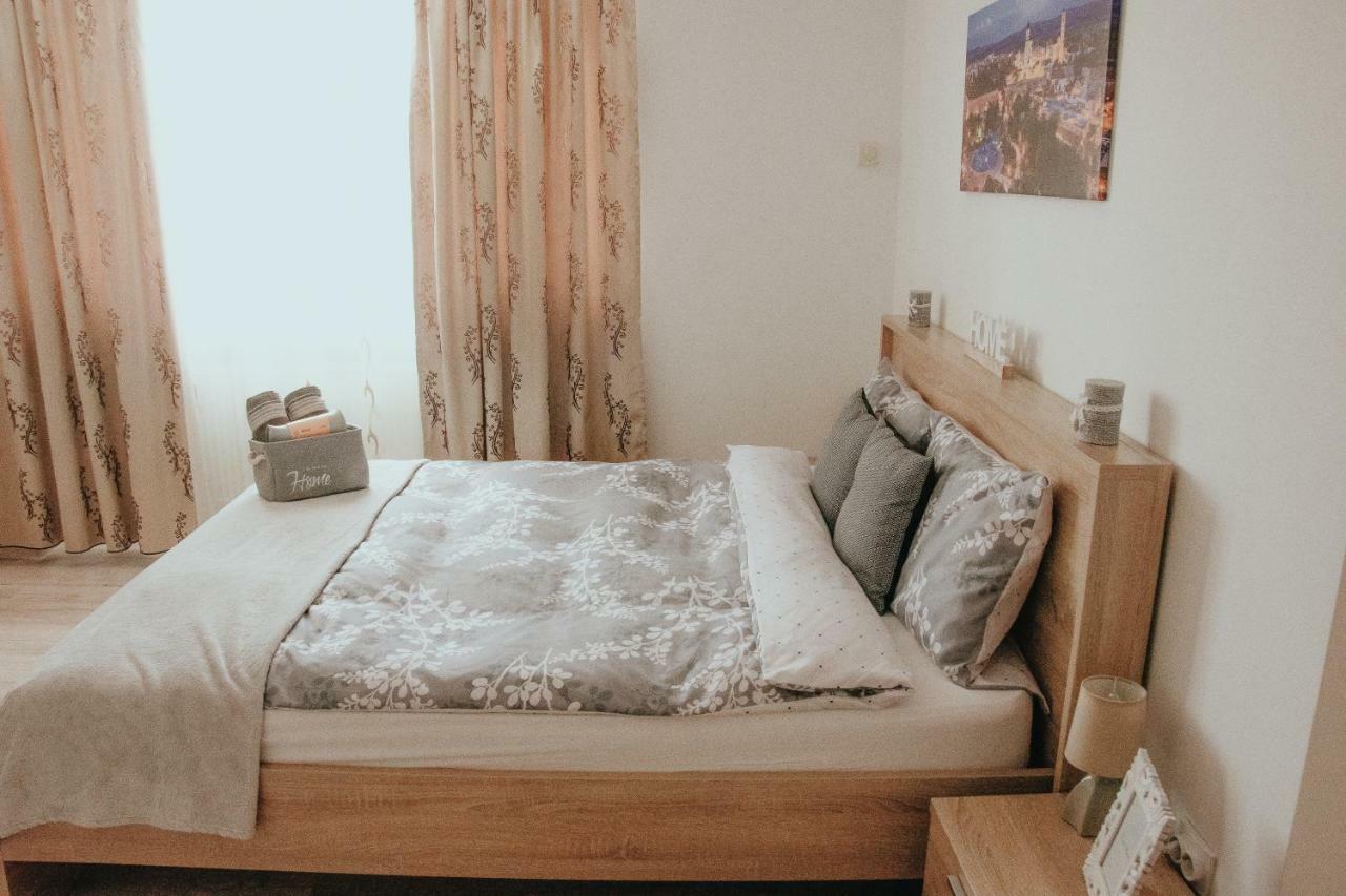 Appartement Apartament 1 Decembrie à Alba Iulia Extérieur photo